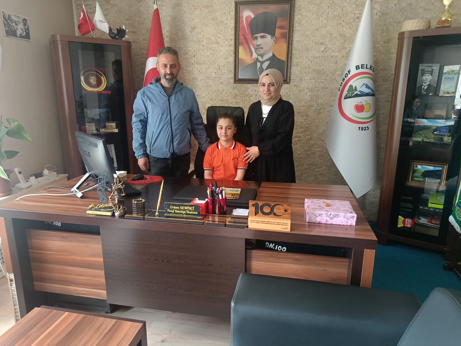 Posof Belediyesi’nde, 23 Nisan Ulusal Egemenlik ve Çocuk Bayramı dolayısıyla temsili makam devri yapıldı.