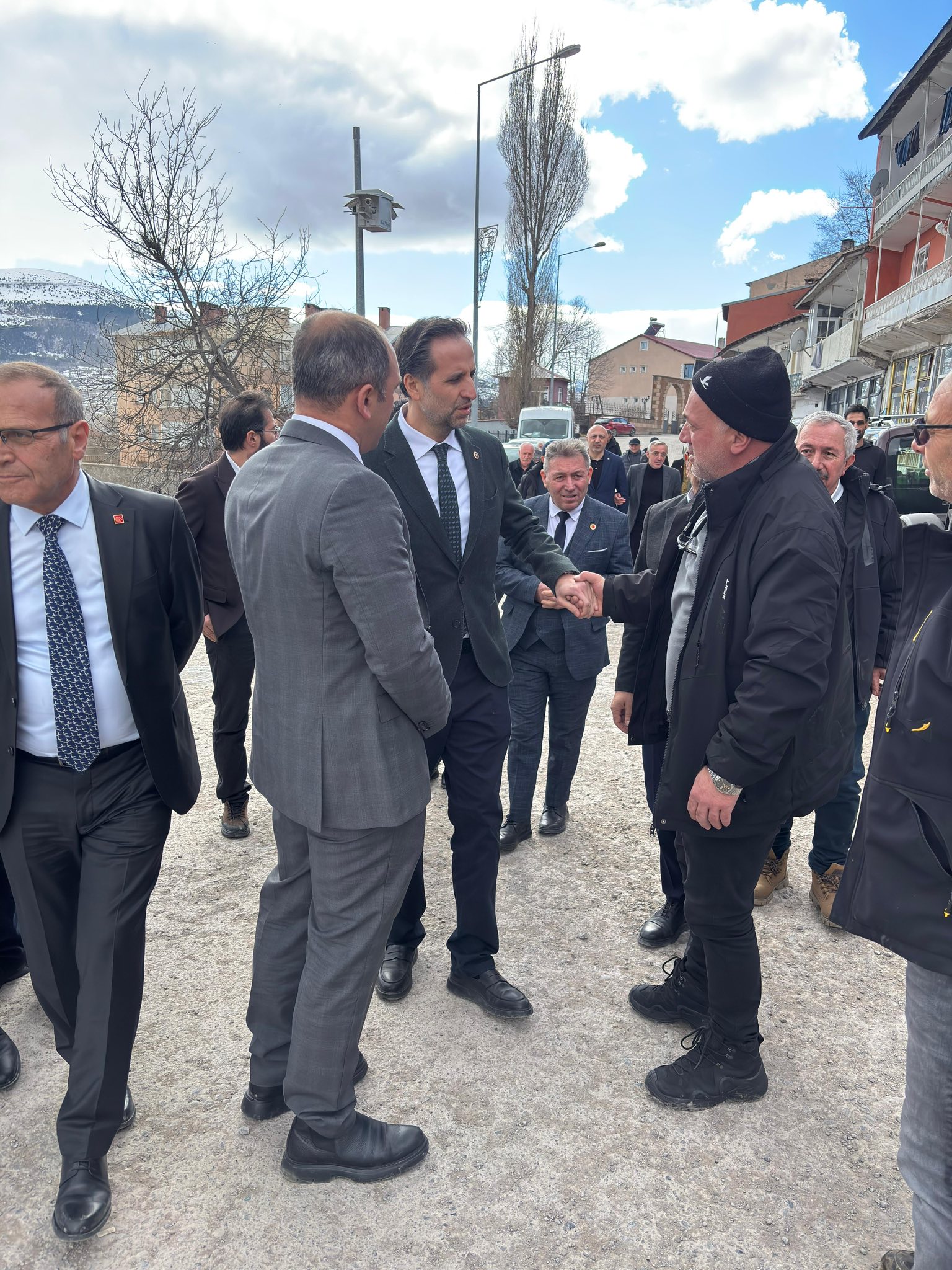 CHP Ardahan Milletvekili Özgür Erdem İncesu ve CHP Ardahan İl Başkanı Yunus Dündar, Posof’u ziyaret etti.