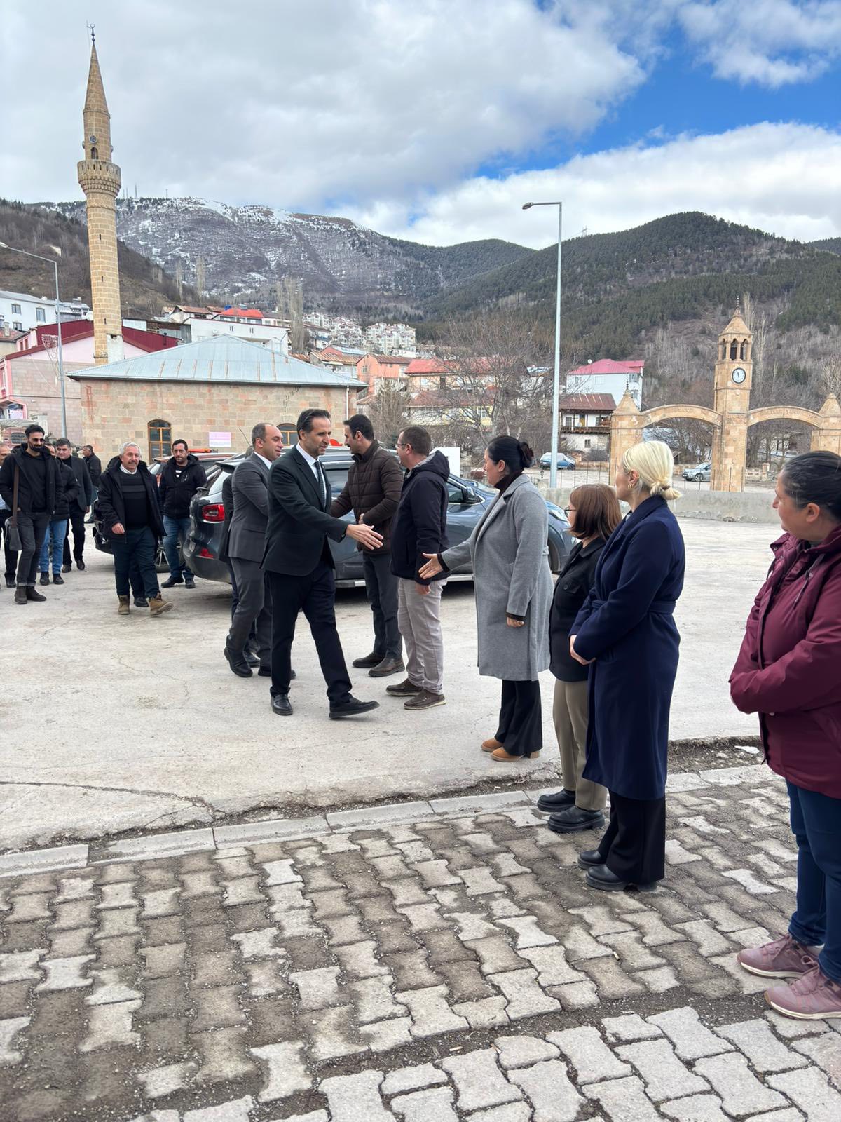 CHP Ardahan Milletvekili Özgür Erdem İncesu ve CHP Ardahan İl Başkanı Yunus Dündar, Posof’u ziyaret etti.
