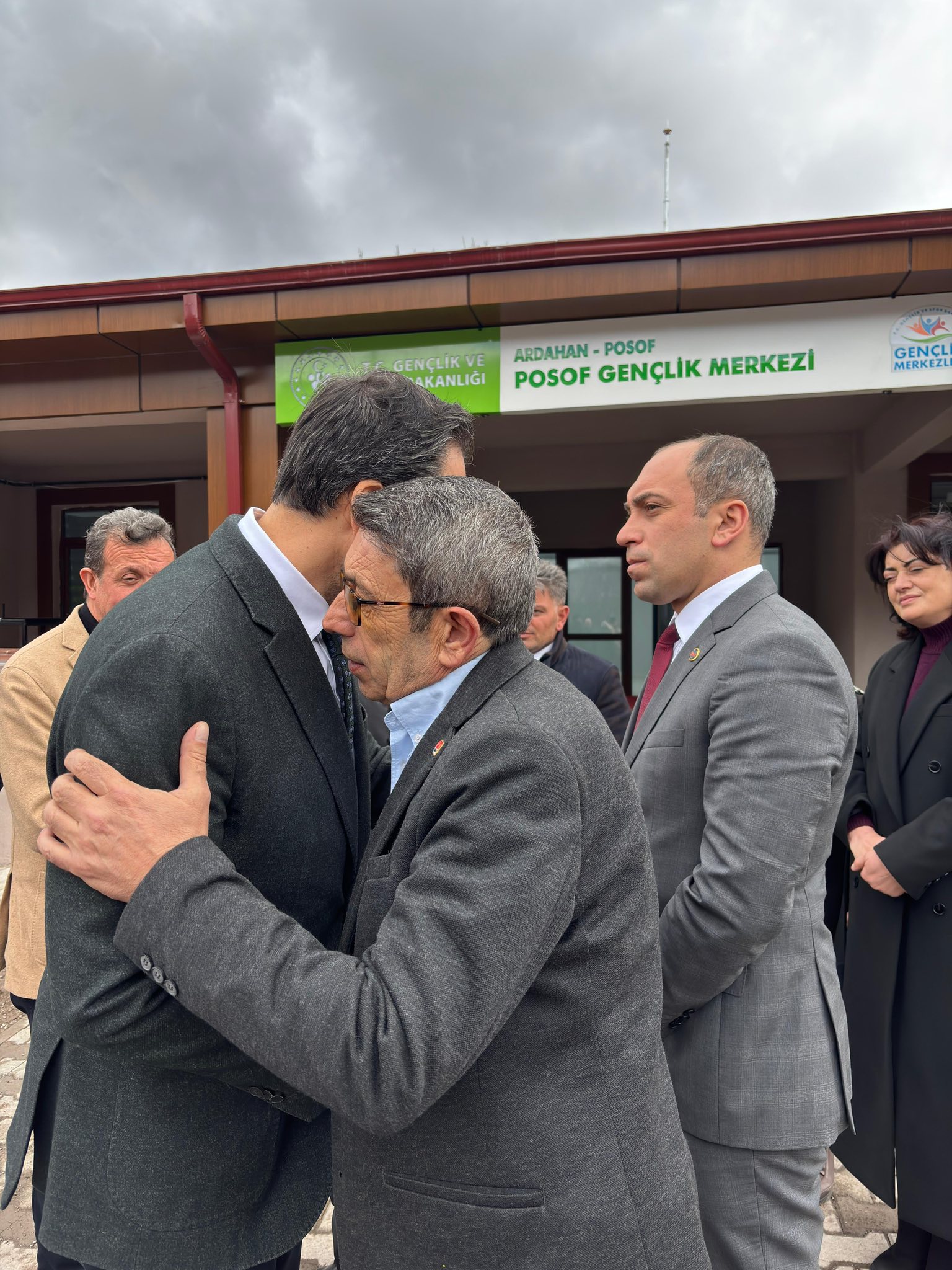 CHP Ardahan Milletvekili Özgür Erdem İncesu ve CHP Ardahan İl Başkanı Yunus Dündar, Posof’u ziyaret etti.