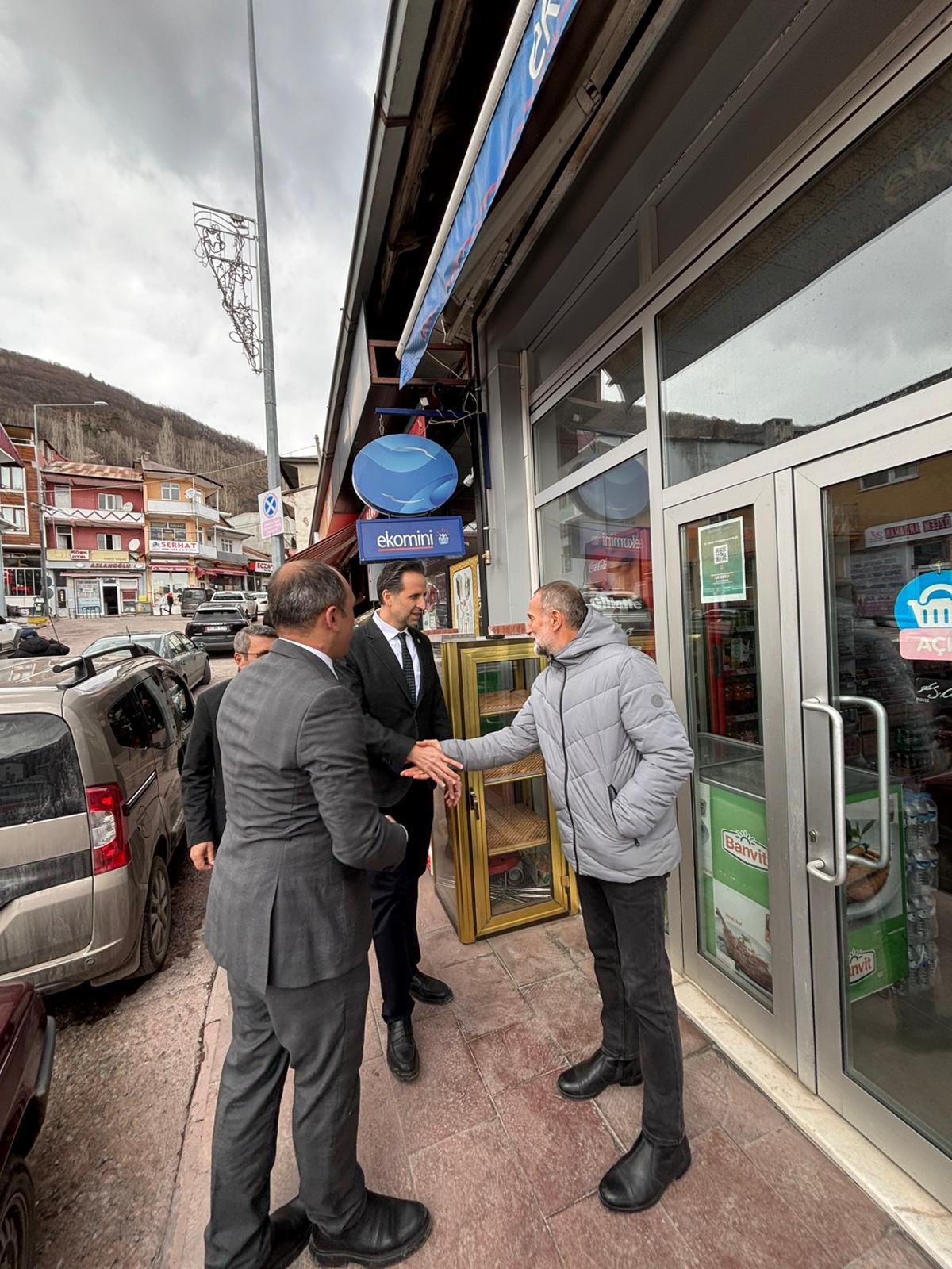 CHP Ardahan Milletvekili Özgür Erdem İncesu ve CHP Ardahan İl Başkanı Yunus Dündar, Posof’u ziyaret etti.